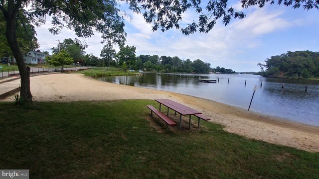 606 LONDONTOWN RD, Edgewater, MD 21037
