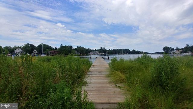 606 LONDONTOWN RD, Edgewater, MD 21037