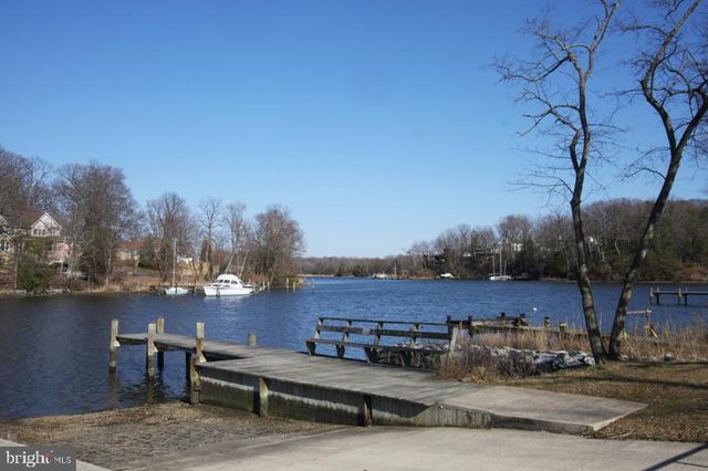606 LONDONTOWN RD, Edgewater, MD 21037