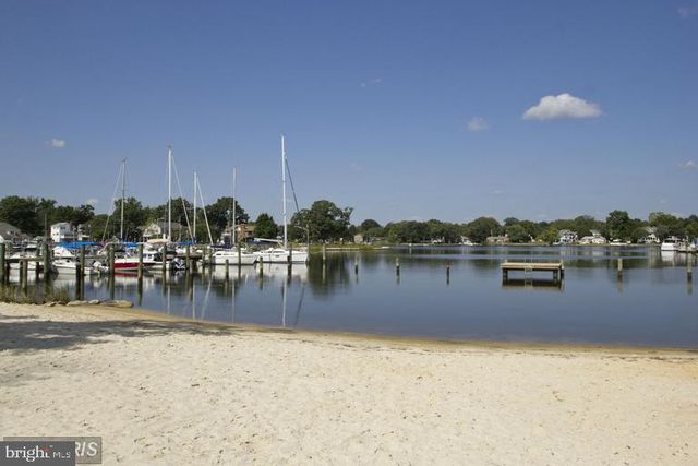 606 LONDONTOWN RD, Edgewater, MD 21037