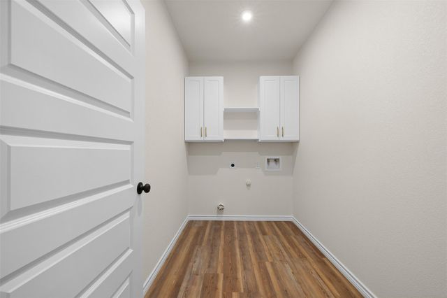 340 Cactus ST, Giddings, TX 78942