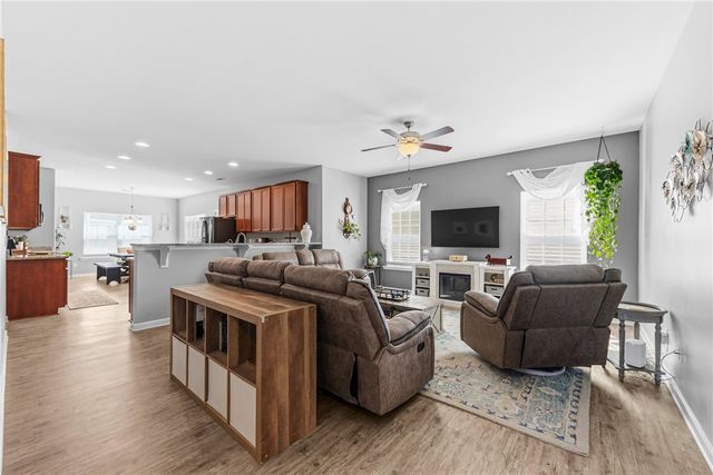 358 Daniel Trent Way, Kingsland, GA 31548