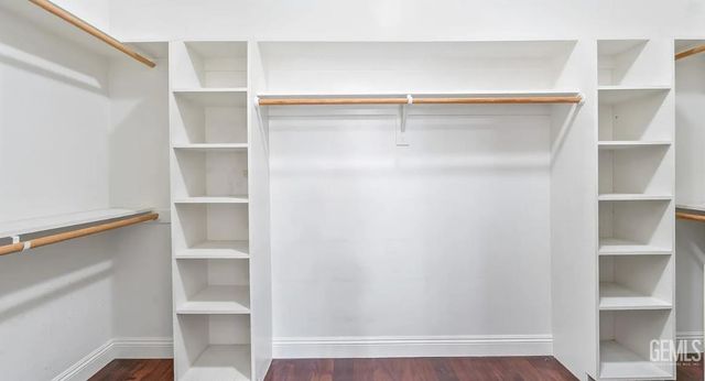 9813 Fitzgerald Drive, Bakersfield, CA 93311