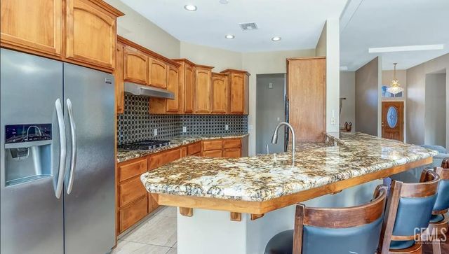 9813 Fitzgerald Drive, Bakersfield, CA 93311