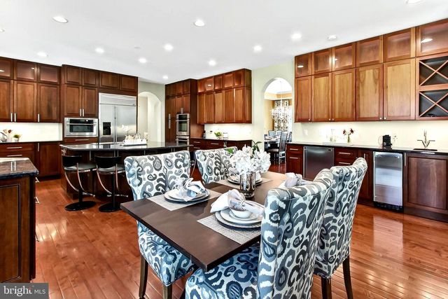 11568 LILTING LN, Fairfax Station, VA 22039