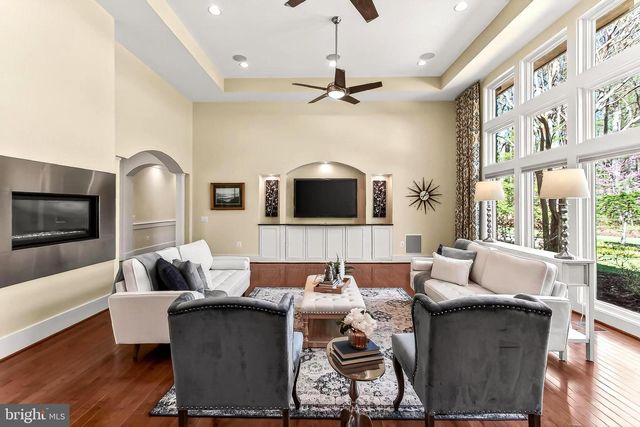11568 LILTING LN, Fairfax Station, VA 22039