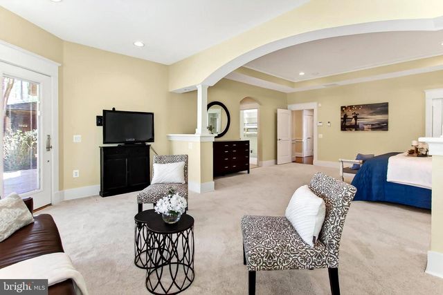 11568 LILTING LN, Fairfax Station, VA 22039