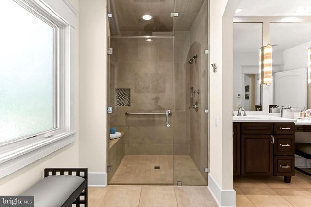 11568 LILTING LN, Fairfax Station, VA 22039