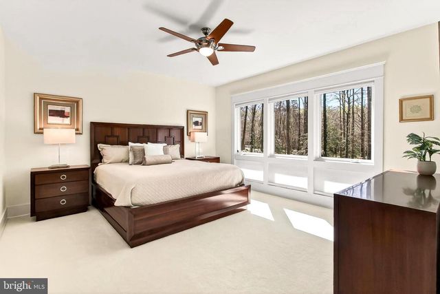 11568 LILTING LN, Fairfax Station, VA 22039