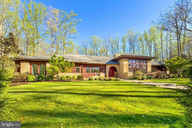 11568 LILTING LN, Fairfax Station, VA 22039