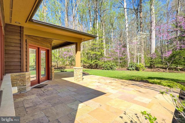 11568 LILTING LN, Fairfax Station, VA 22039