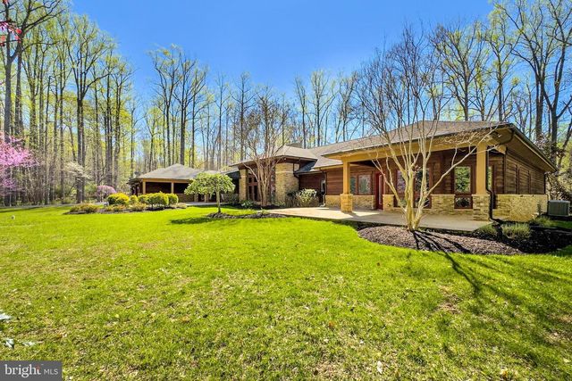 11568 LILTING LN, Fairfax Station, VA 22039