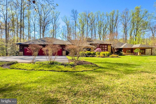 11568 LILTING LN, Fairfax Station, VA 22039