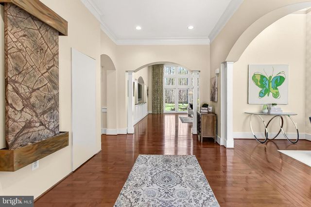 11568 LILTING LN, Fairfax Station, VA 22039