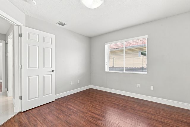 13513 NW 7TH Street, Plantation, FL 33325