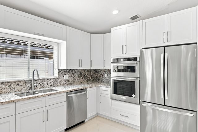 13513 NW 7TH Street, Plantation, FL 33325