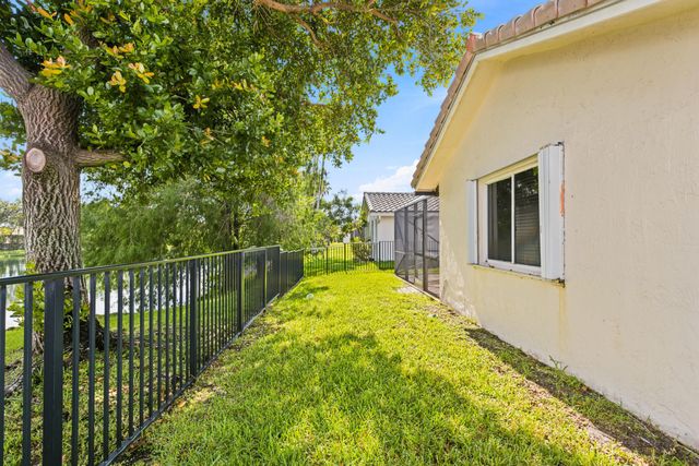 13513 NW 7TH Street, Plantation, FL 33325
