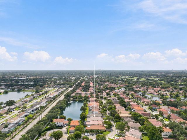 13513 NW 7TH Street, Plantation, FL 33325