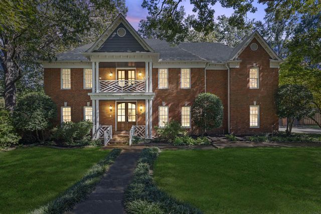 2088 DEERWOODS CV, Germantown, TN 38139