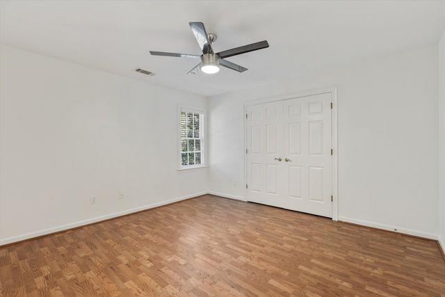 2088 DEERWOODS CV, Germantown, TN 38139