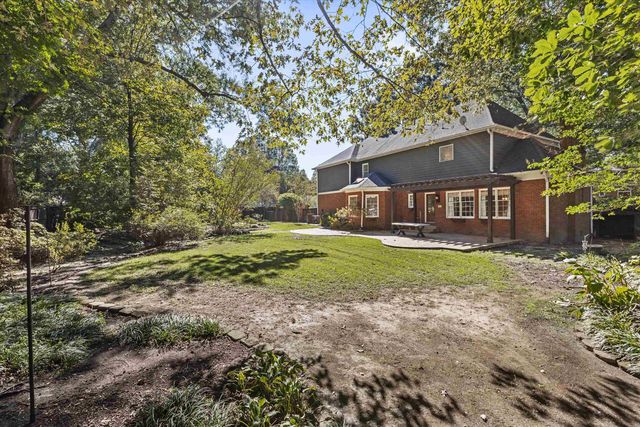 2088 DEERWOODS CV, Germantown, TN 38139