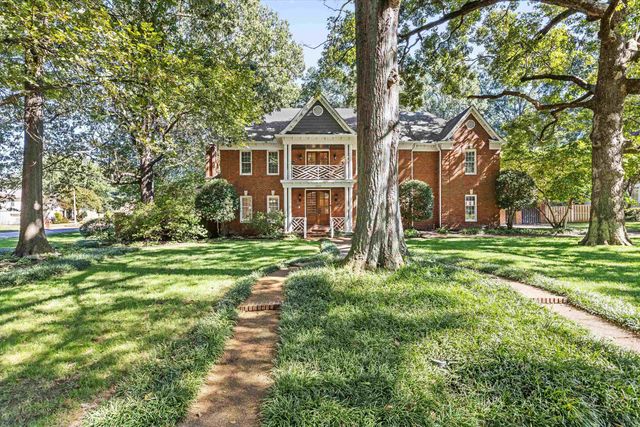 2088 DEERWOODS CV, Germantown, TN 38139