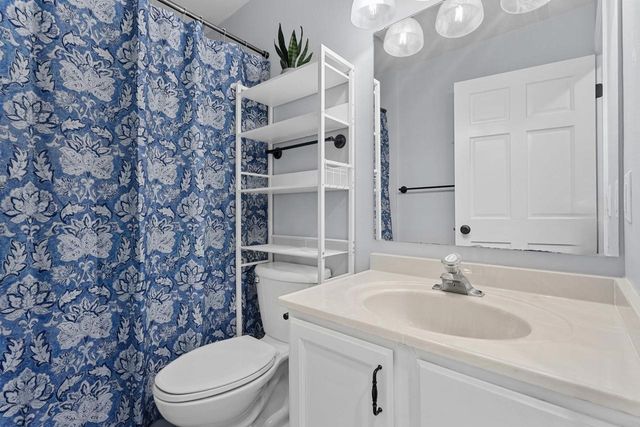 1204 Centennial Parkway, Waunakee, WI 53597