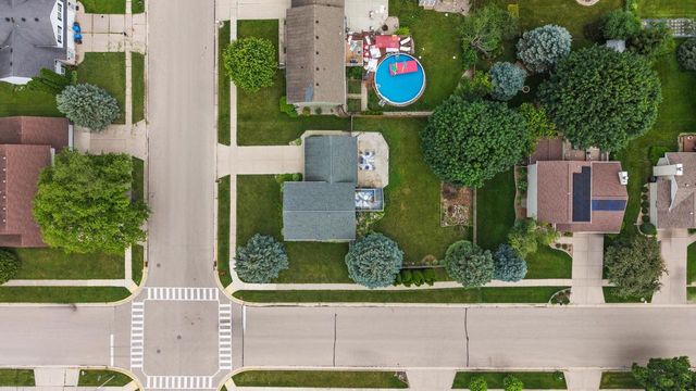 1204 Centennial Parkway, Waunakee, WI 53597
