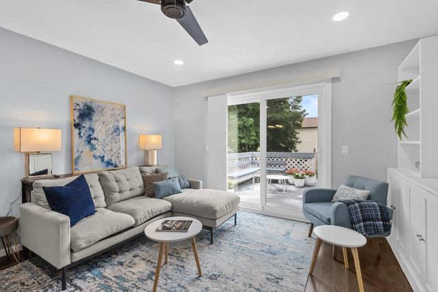 1204 Centennial Parkway, Waunakee, WI 53597