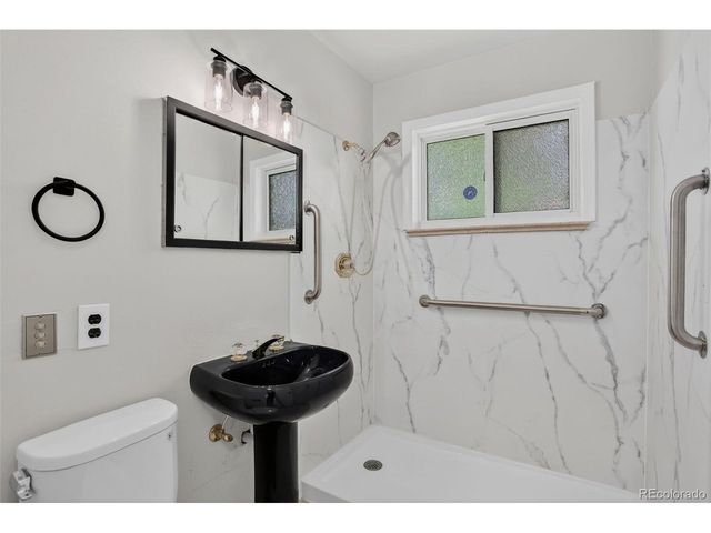 3535 W Pimlico Ave, Englewood, CO 80110