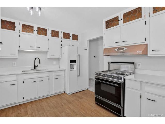 3535 W Pimlico Ave, Englewood, CO 80110