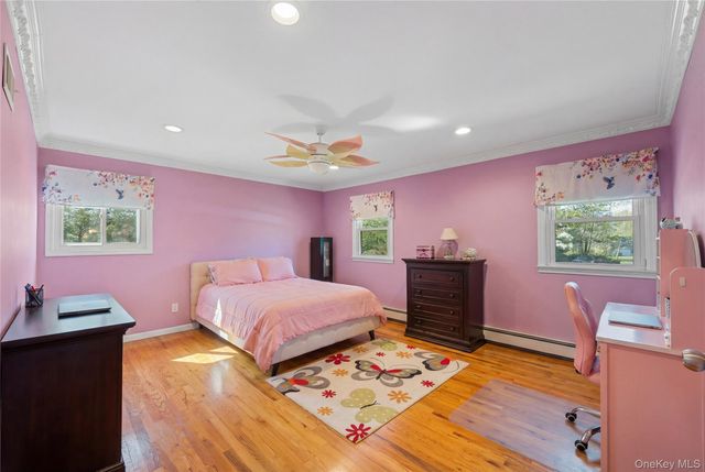 12 Mansfield Lane S, East Northport, NY 11731