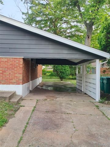 2228 Lovett Drive, St Louis, MO 63136