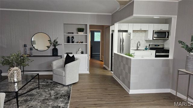 2228 Lovett Drive, St Louis, MO 63136