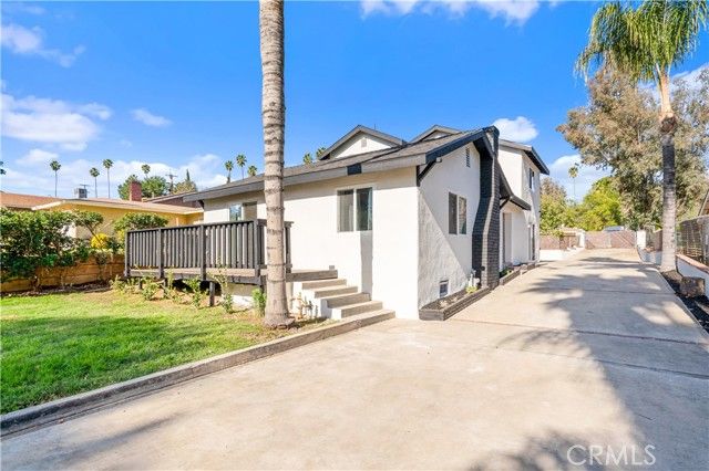 7247 Pontoosuc, Riverside, CA 92504