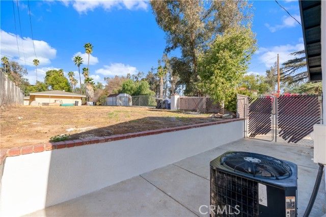 7247 Pontoosuc, Riverside, CA 92504