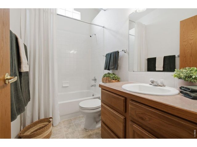 3926 Ridgeway Ct, Fort Collins, CO 80526
