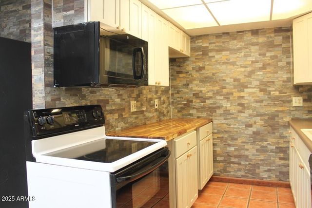 401 S CORONADO Drive, Sierra Vista, AZ 85635