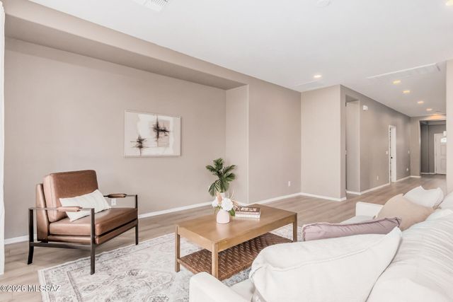 8445 E Ramona Madera Lane, Tucson, AZ 85747