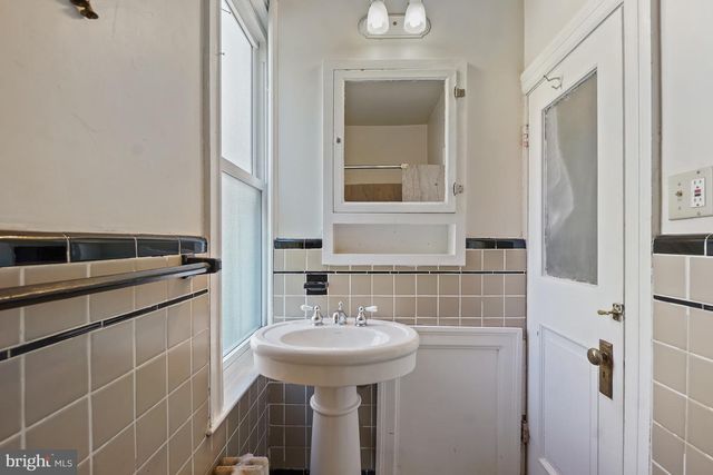 3820 8TH ST NW, Washington, DC 20011