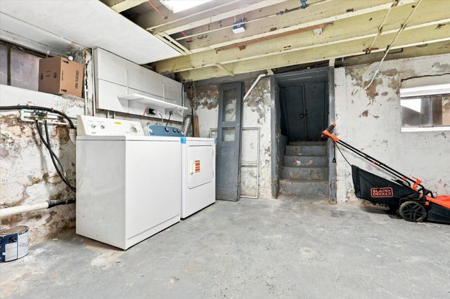 223 WENDOVER ST, Philadelphia, PA 19128