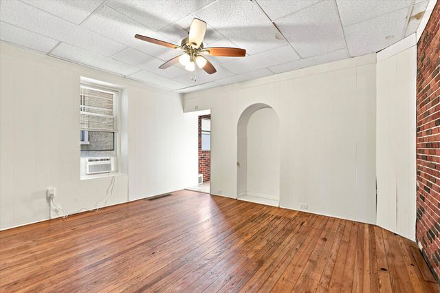 223 WENDOVER ST, Philadelphia, PA 19128