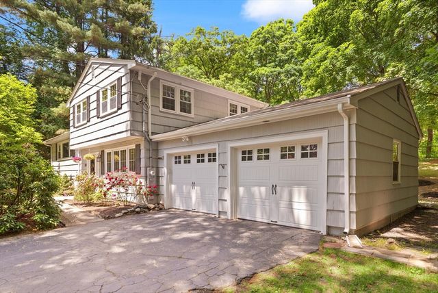 220 Old Lancaster Rd, Sudbury, MA 01776