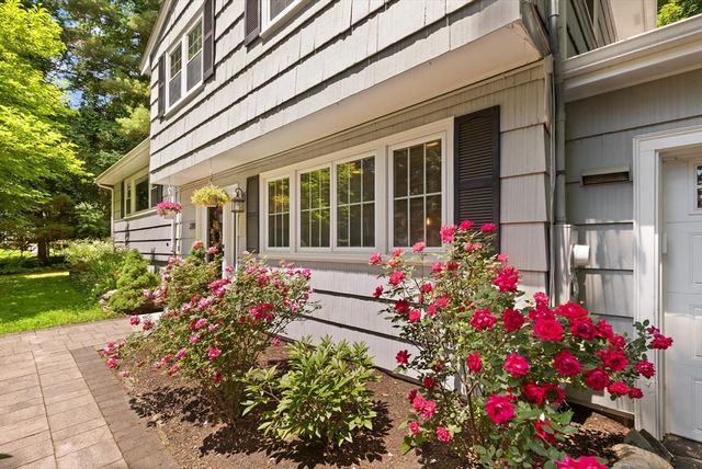 220 Old Lancaster Rd, Sudbury, MA 01776
