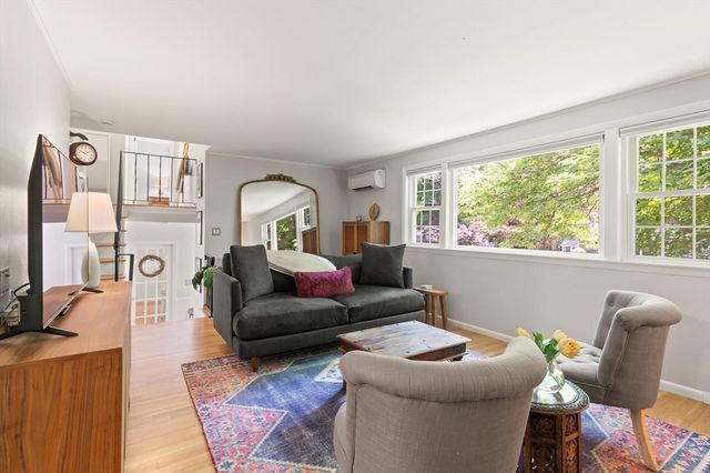220 Old Lancaster Rd, Sudbury, MA 01776
