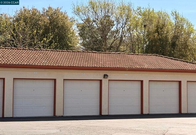 6979 Dublin Meadows St A, Dublin, CA 94568