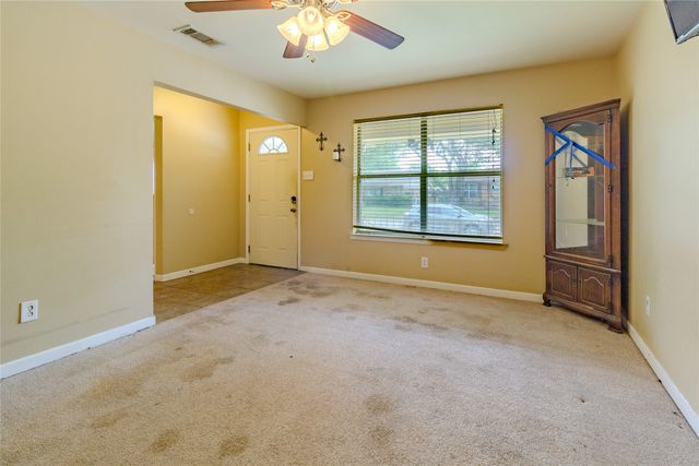 1805 Bardfield Avenue, Garland, TX 75041