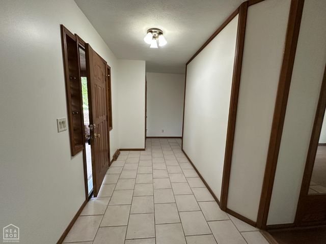 76 Bayview Drive, Mountain Home, AR 72653