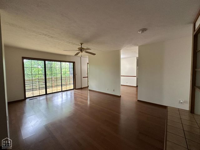 76 Bayview Drive, Mountain Home, AR 72653