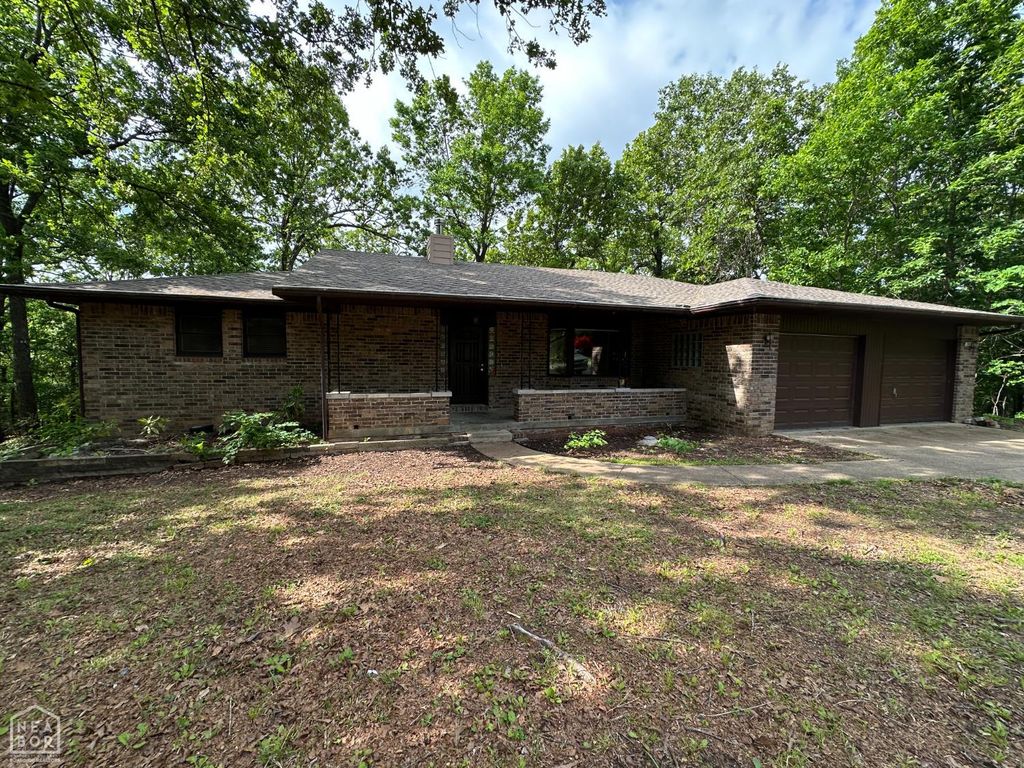 76 Bayview Drive, Mountain Home, AR 72653